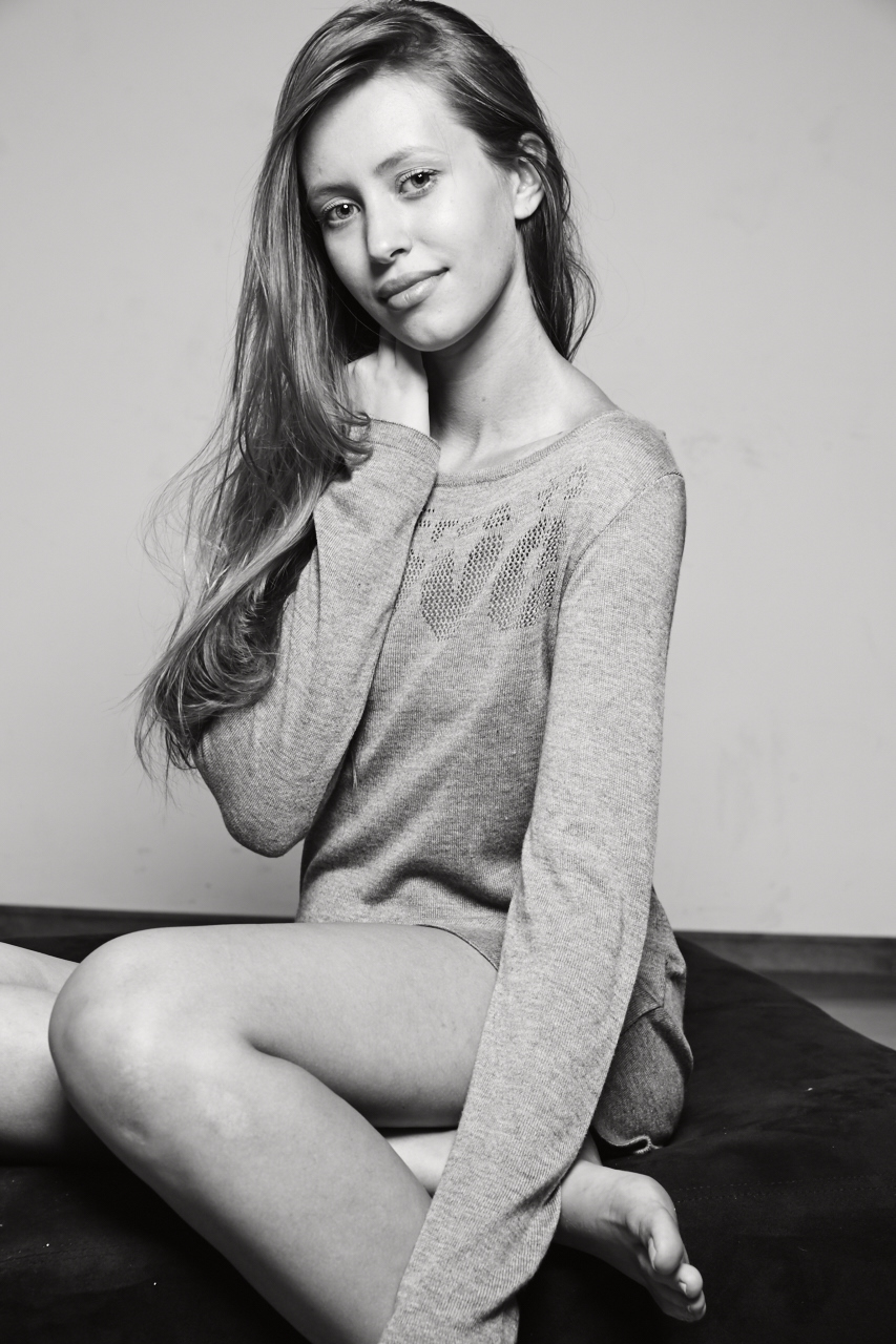Taynara benelli %2832%29