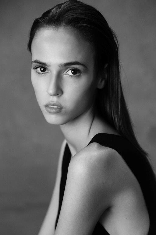 Jullyana ventura %285%29