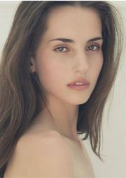 Hana scarlet