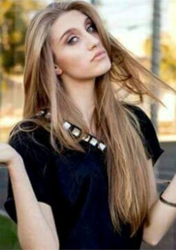 Sabrina rosa